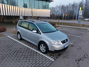 Volkswagen Touran 1.9TDI (1 foto / 9)