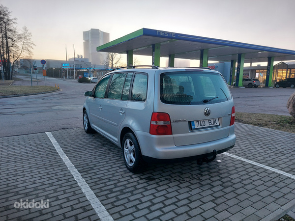 Volkswagen Touran 1.9TDI (фото #6)