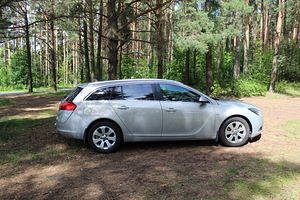 Opel Insignia 2012 (5 фото из 11)
