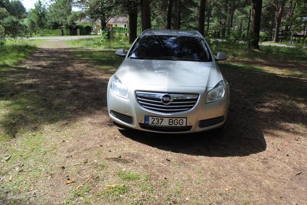 Opel Insignia 2012 (foto #6)