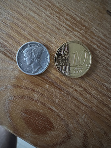 Монета 1936г (3 фото из 3)