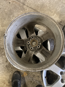 Mazda 17” Оригинальные литые диски (10 фото из 10)