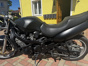 Suzuki GSX750F (3 foto / 9)