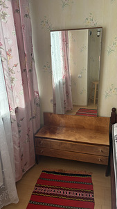Туалетный столик (1 фото из 3)