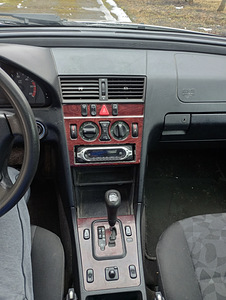 Mercedes Benz c200 2.1CDI 92kw (9 foto / 10)