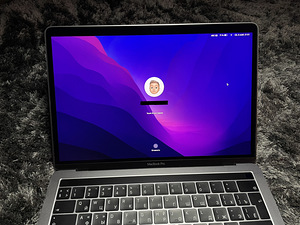Apple MacBook Pro 13" 256GB (Late 2019) (6 foto / 9)