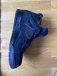 Jordan 4 Blackcats (3 foto / 4)