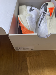 Nike ZoomX Vaporfly 3 jooksujalatsid (3 foto / 5)