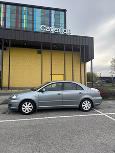 Sõiduk Toyota Avensis (5 foto / 5)