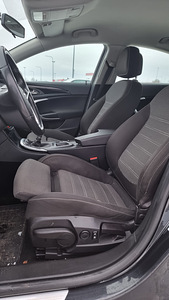Opel Insignia 2.0 96kW (10 foto / 13)