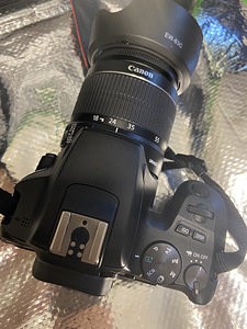 Canon 250D + Canon EF-S 18-55mm f/3.5-5.6 (2 foto / 5)
