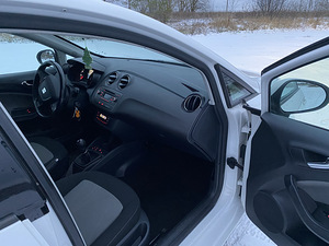 Seat Ibiza (4 foto / 10)