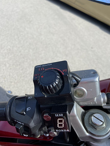 Продам Honda VFR800 (10 фото из 10)