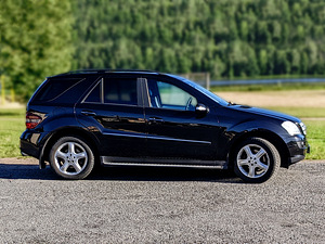 Mercedes-Benz ML 350 4MATIC 200kw LPG 2007 (4 foto / 10)