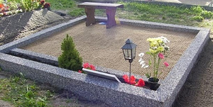 Hauakivid, hauapiirded, matuseplaadid (3 foto / 3)