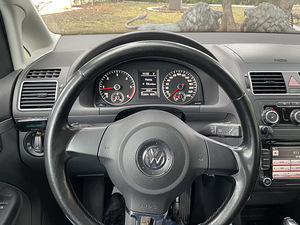 Volkswagen Touran 1.6 77kV (8 foto / 13)