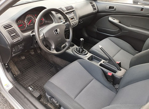 Honda Civic Coupe (5 foto / 8)