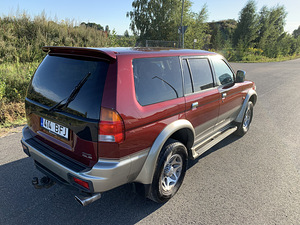 Mitsubishi Pajero Sport 4x4 3.0 V6 (3 foto / 15)