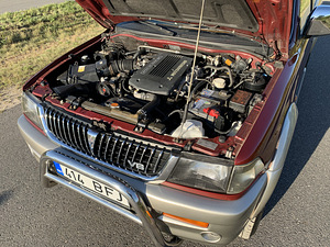 Mitsubishi Pajero Sport 4x4 3.0 V6 (8 foto / 15)