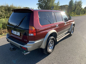 Митсубиси Паджеро Спорт V6 (4 фото из 14)