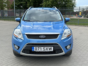 Ford Kuga 4x4 (2 foto / 9)