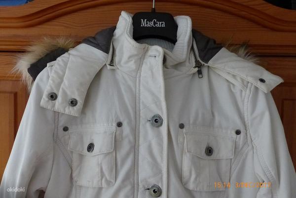 Стильная зимняя женская куртка s.Oliver (размер M) (фото #4)