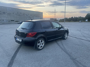 PEUGEOT 307 (4 foto / 9)