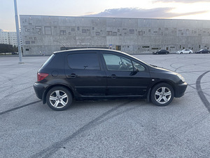 PEUGEOT 307 (5 foto / 9)