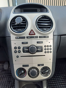 AUTO RENT OPEL CORSA VALGAMAAL, VALGA (9 foto / 9)