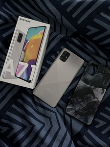 Samsung Galaxy a71 128GB (1 foto / 3)