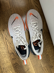 Nike ZoomX Invincible Run (3 foto / 3)