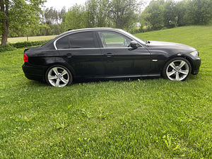 Müüa/vahetada BMW e90 320d 120kw 6 manuaal (8 foto / 10)