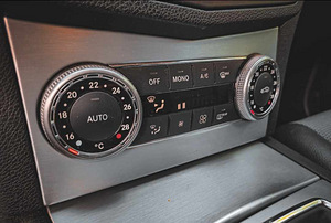 M/V Mercedes-Benz W204 2.1 125kw (3 foto / 11)