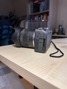 Canon EOS R50 V + 14-30mm IS STM PZ (1 foto / 3)