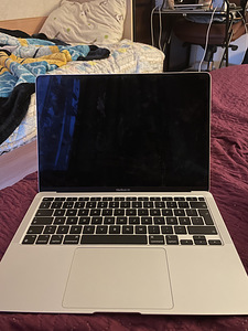 MacBook Air 13 M1 512gb 2020 + usb-c kuni usb + ümbris