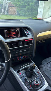 AUDI A4 AVANT 2.0 TDI - MANUAL (9 foto / 13)