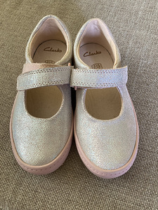 Baleriinad Clarks, s 27,5 (2 foto / 2)