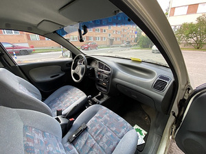 Daewoo Lanos 2000 (12 фото из 14)