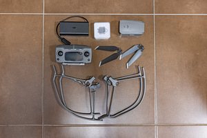 Пульт, аккумулятор, зарядное устройство, аксессуары для Mavic 2 Pro (1 фото из 1)