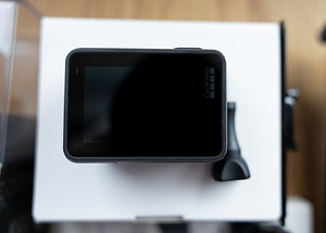 GoPro Hero7 Black Action Camera + Lisad (3 foto / 3)