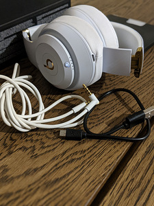 Beats Studio 3 Juhtmevaba Kõrvaklapid/ Wireless Headphones (3 foto / 7)