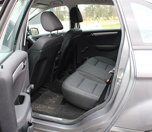 Mercedes-Benz B 180 2.0 80kW (8 foto / 11)