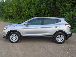 Nissan Qashqai 1.2 85kW (2014) (3 foto / 15)