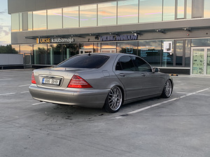 Mercedes-Benz S320 (3 foto / 7)