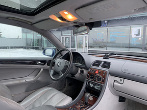 Mercedes benz clk 320 (6 foto / 6)