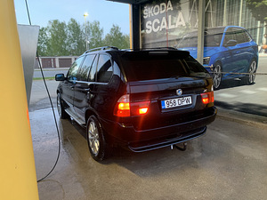 БМВ Х5 3.0д (4 фото из 8)