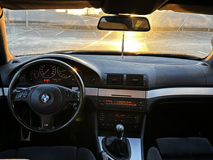 BMW 530D M Package Manual (8 фото из 11)