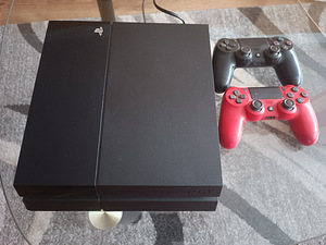 Playstation 4 500gb (1 foto / 1)