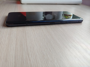 LG G8X Thinq (4 foto / 9)