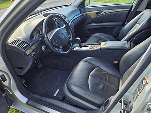 Mercedes-Benz E 220 2.1 R4 CDI T 110kW (4 foto / 15)